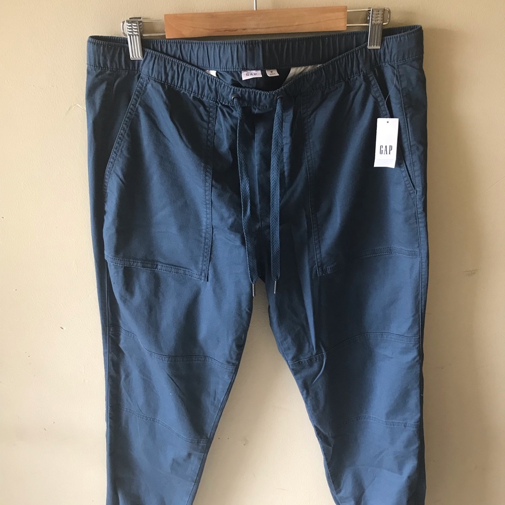 Gap Slim Twill Joggers w/ Stretch